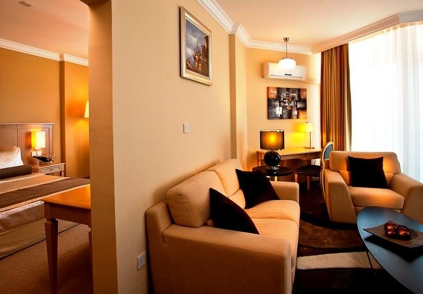 Salamis Bay Conti Hotel Agios Sergios Номер фото
