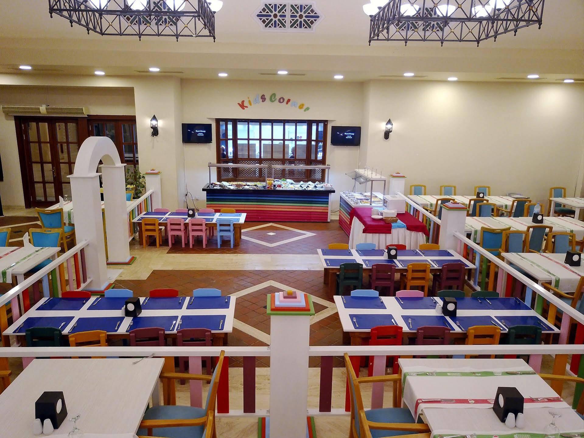 Salamis Bay Conti Hotel Agios Sergios Экстерьер фото